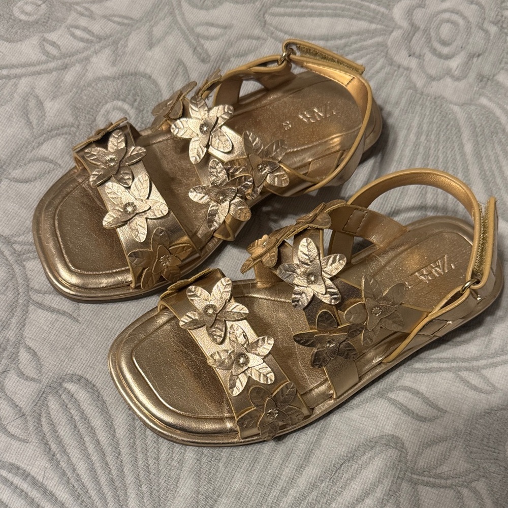 Zara Metallic Gold Kids Sandals with Floral Design